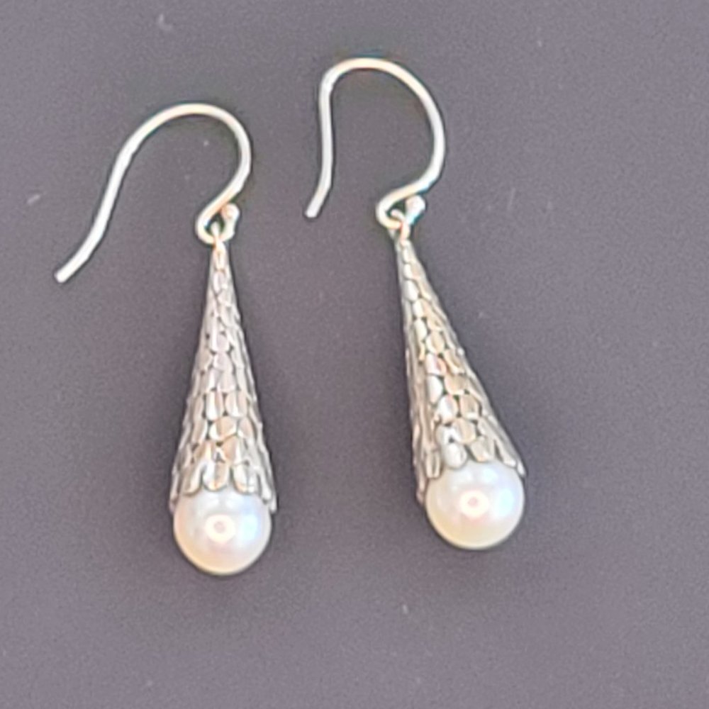 Cultured pearl and sterling silver drop earrings